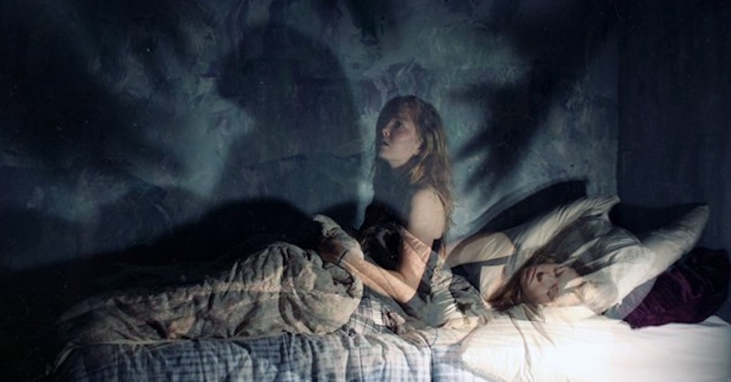 Čo sa s nami deje počas takzvanej spánkovej paralýzy?